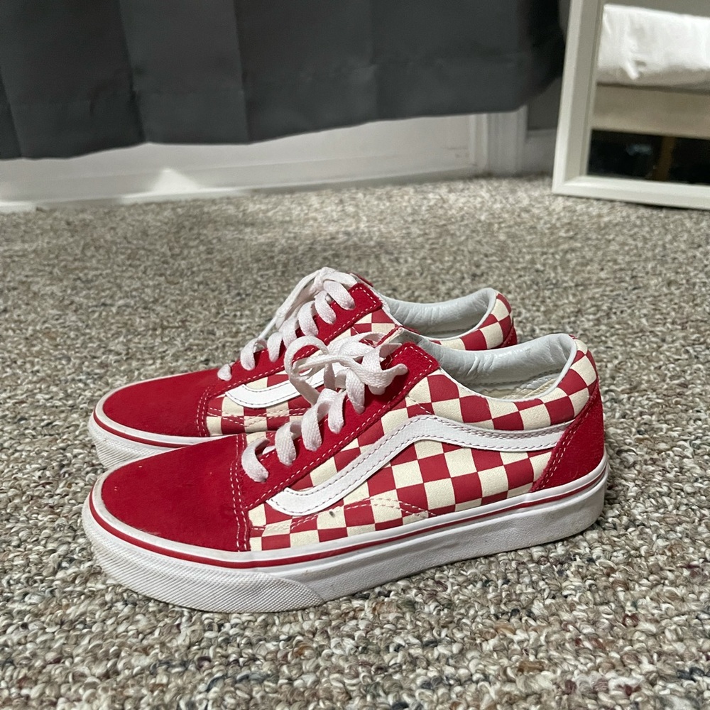 Classic Red checkered vans women’s size 6